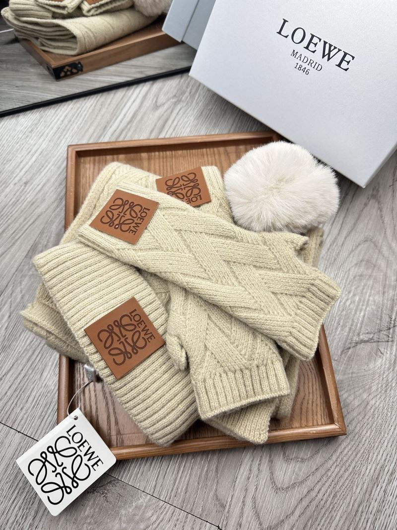 Loewe Caps Scarfs